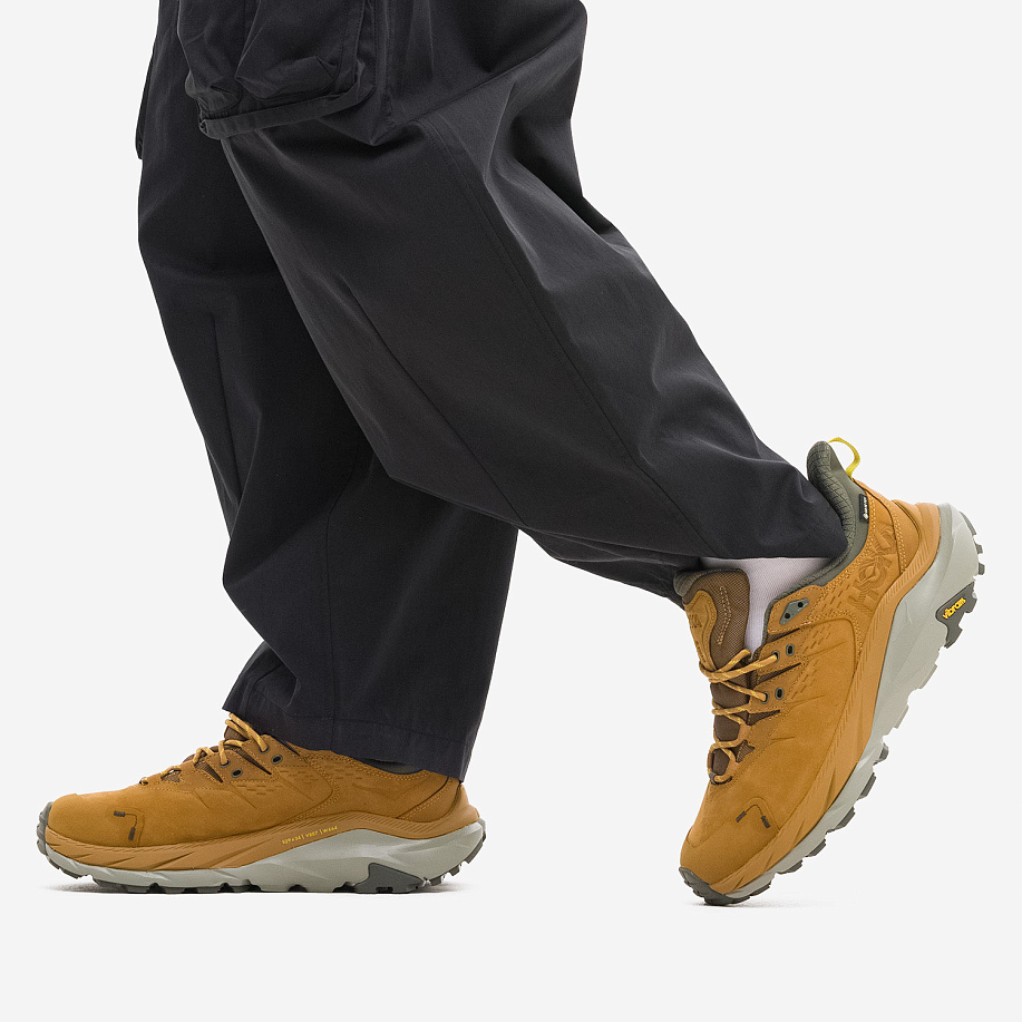 Кроссовки HOKA KAHA 2 LOW GTX HONEY / BARLEY - 3 фото Кроссовки HOKA KAHA 2 LOW GTX в интернет магазине Peakwww.peakstore.ru - 3 фото