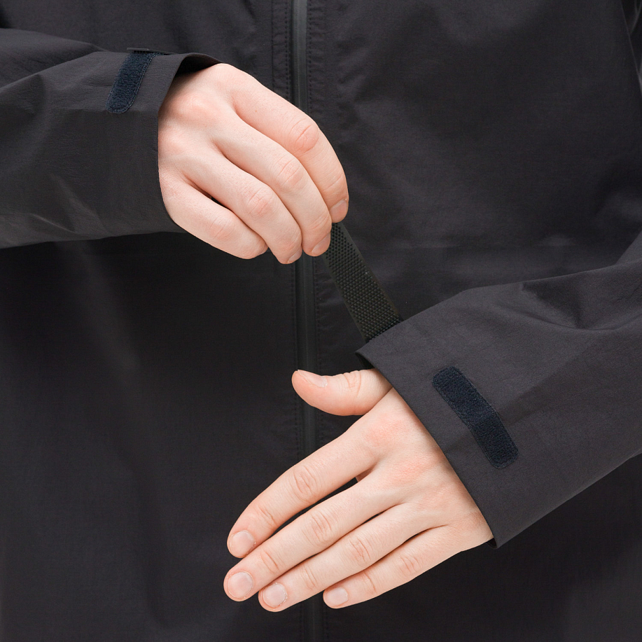 Куртка городская DISTRICT VISION 3-LAYER WATERPROOF MOUNTAIN SHELL - 8 фото Куртка городская DISTRICT VISION 3-LAYER WATERPROOF MOUNTAIN SHELL в интернет магазине Peakwww.peakstore.ru - 8 фото