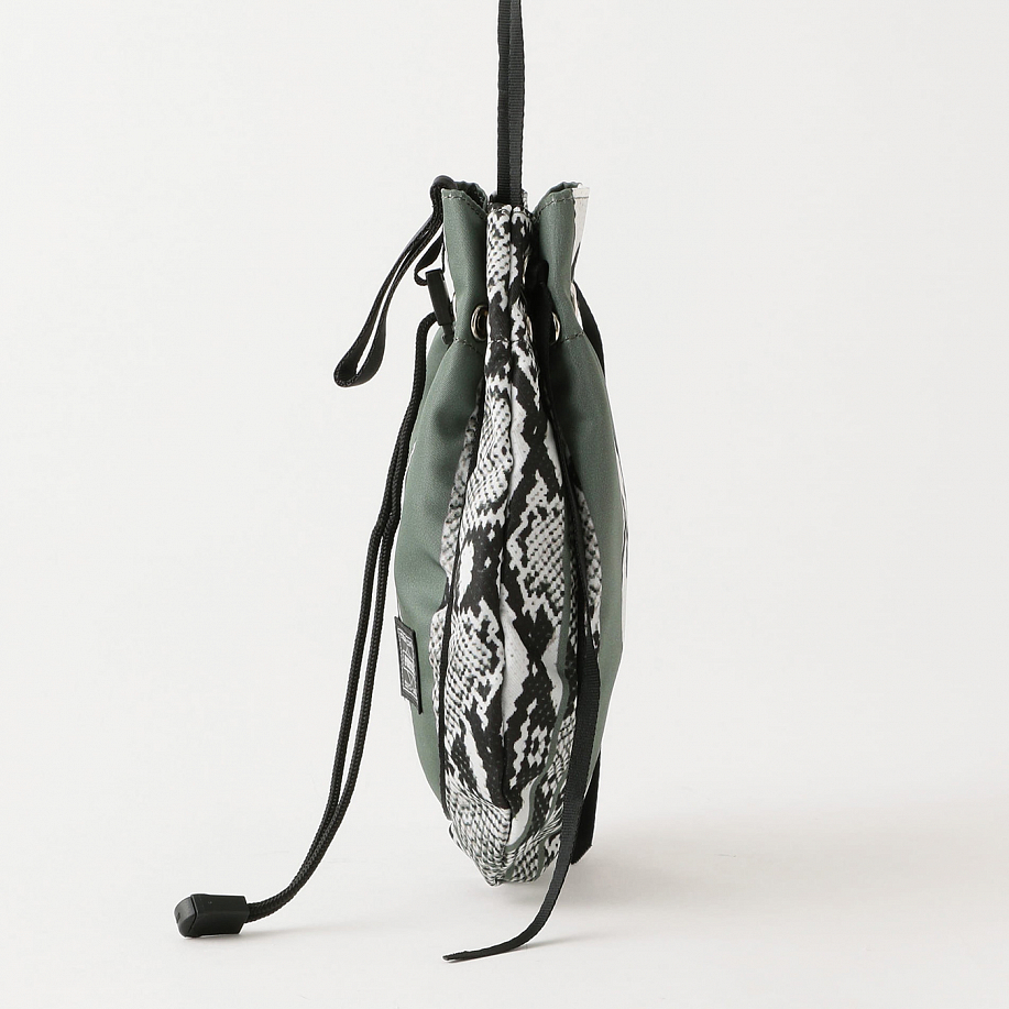СУМКА NOMA T.D. N STRIPE CONCHO BAG - 2 фото СУМКА NOMA T.D. N STRIPE CONCHO BAG в интернет магазине Peakwww.peakstore.ru - 2 фото