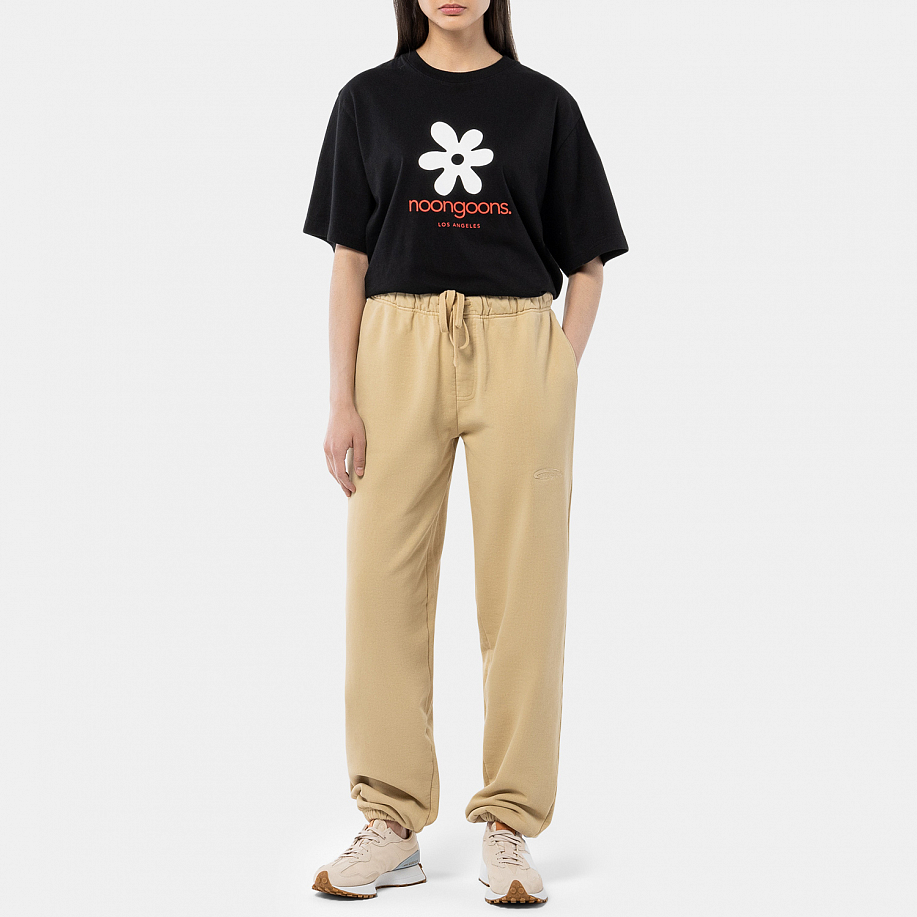 Спортивные брюки NOON GOONS ICON SWEATPANT WHEAT - 7 фото Спортивные брюки NOON GOONS ICON SWEATPANT в интернет магазине Peakwww.peakstore.ru - 7 фото