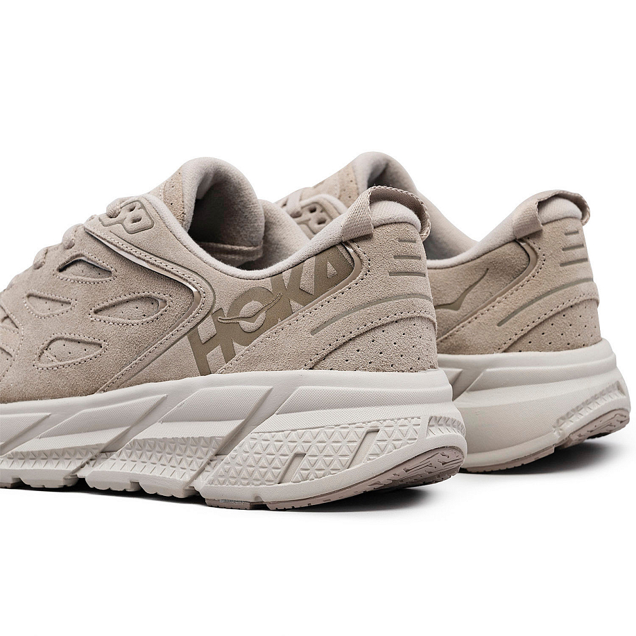 Кроссовки HOKA M CLIFTON L SUEDE SIMPLY TAUPE/PUMICE STONE - 6 фото Кроссовки HOKA M CLIFTON L SUEDE в интернет магазине Peakwww.peakstore.ru - 6 фото