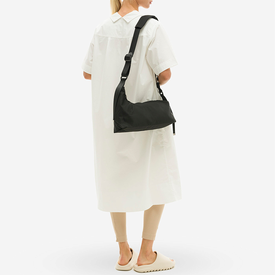 Сумка через плечо ARCS TOUCH BAG BLACK - 2 фото Сумка через плечо ARCS TOUCH BAG в интернет магазине Peakwww.peakstore.ru - 2 фото