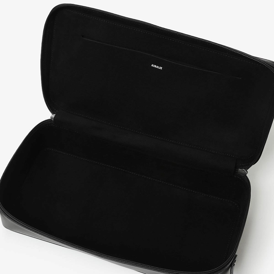 Сумка через плечо AURALEE LEATHER SQUARE BAG MADE BY AETA в интернет-магазине Peak Conceptwww.peakstore.ru - 5 фото