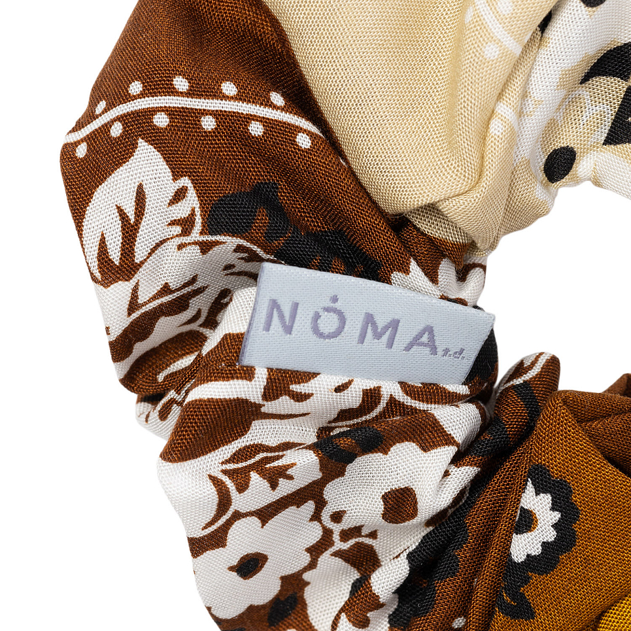 Бандана NOMA T.D. NOMA CHOUCHOU DRAW YOUR GARDEN - OLIVE - 3 фото Бандана NOMA T.D. NOMA CHOUCHOU в интернет магазине Peakwww.peakstore.ru - 3 фото