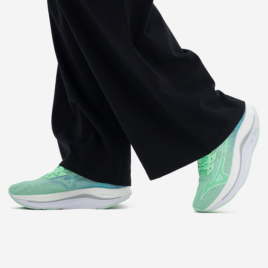 Кроссовки MIZUNO WAVE REBELLION FLASH 2 - 13 фото Кроссовки MIZUNO WAVE REBELLION FLASH 2 в интернет магазине Peakwww.peakstore.ru - 13 фото