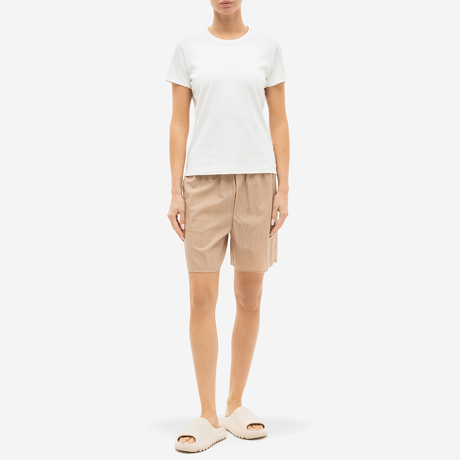 Шорты AURALEE SUPER FINE WOOL STRIPE SHORTS в интернет магазине Peakwww.peakstore.ru - 7 фото