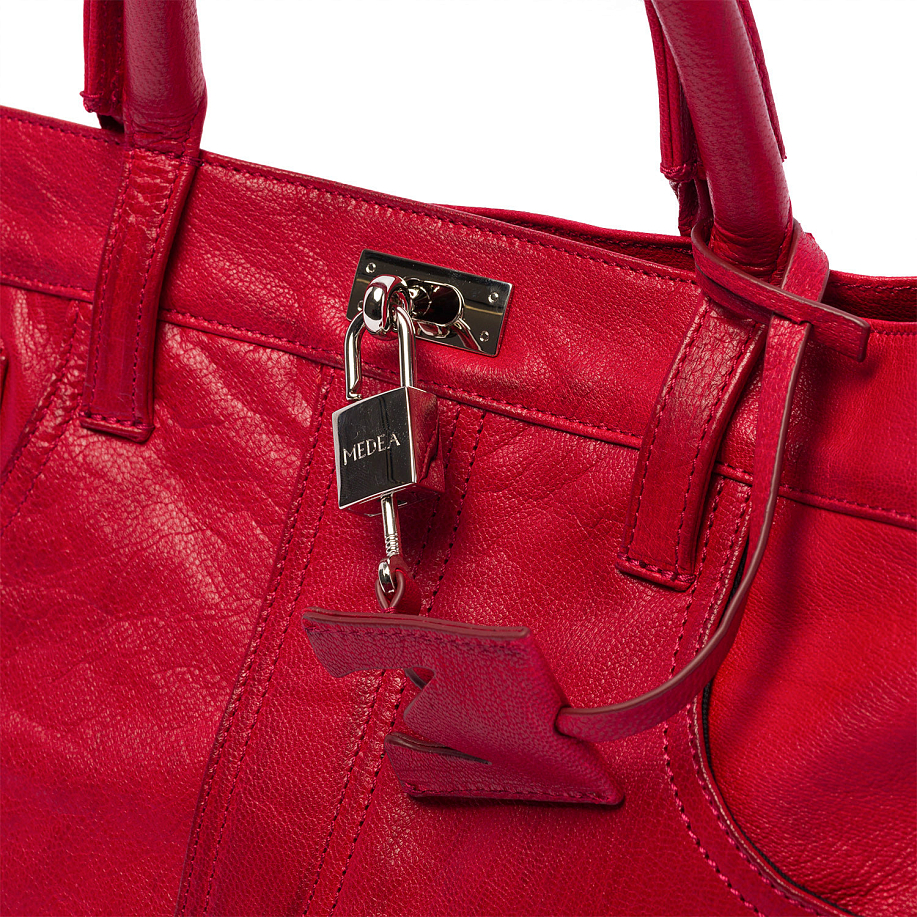 Сумка через плечо MEDEA NINA BAG RED - 7 фото Сумка через плечо MEDEA NINA BAG в интернет магазине Peakwww.peakstore.ru - 7 фото