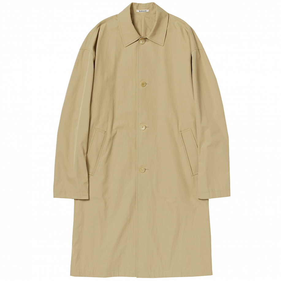 Плащ AURALEE FINX HARD TWIST GABARDINE SOUTIEN COLLAR COAT в интернет-магазине Peak Conceptwww.peakstore.ru - 1 фото