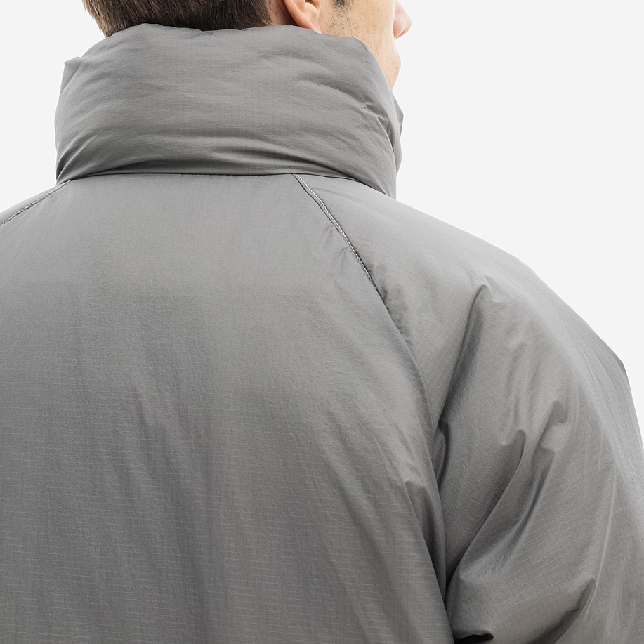 Пальто AND WANDER RIPSTOP PRIMALOFT INSULATION COAT в интернет магазине Peakwww.peakstore.ru - 14 фото