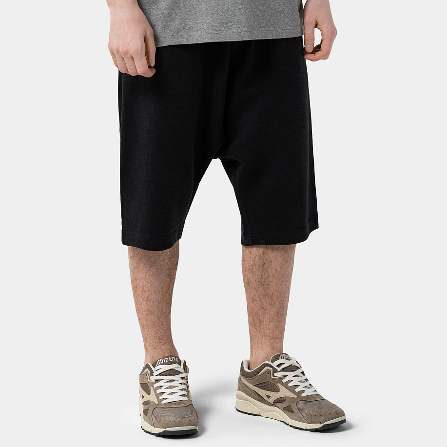Шорты MAHARISHI 4265 LOOSE LOW HEMP SWEAT SHORTS стильные в Peak Store - 4 фото Шорты MAHARISHI 4265 LOOSE LOW HEMP SWEAT SHORTS в интернет магазине Peakwww.peakstore.ru - 4 фото