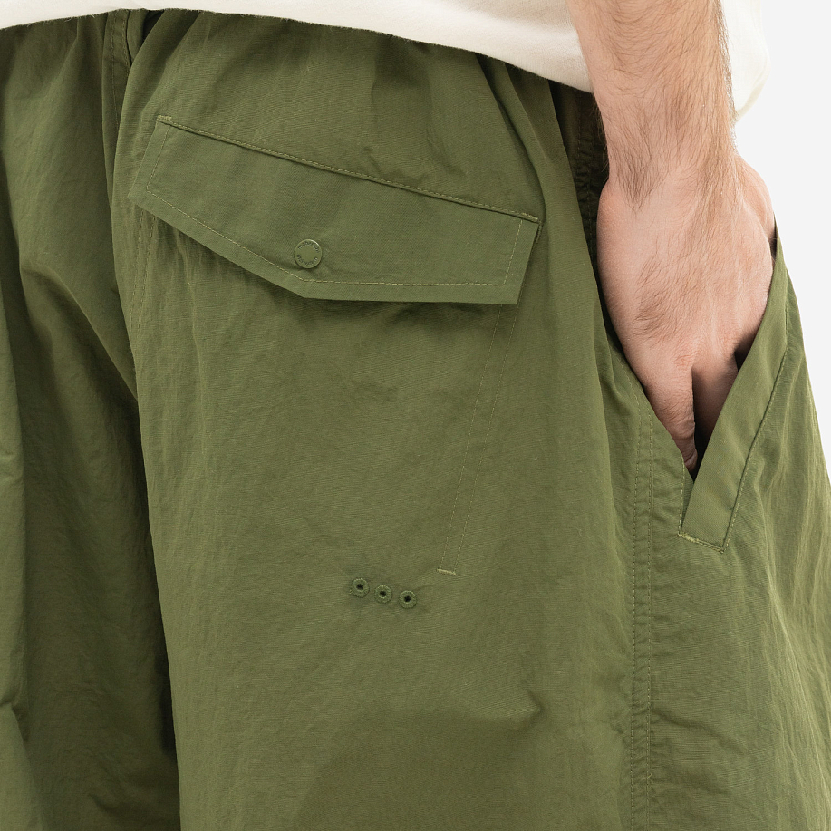 Брюки MAHARISHI 5042 VEG DYED HAKAMA TRACK PANTS - 8 фото Брюки MAHARISHI 5042 VEG DYED HAKAMA TRACK PANTS в интернет магазине Peakwww.peakstore.ru - 8 фото