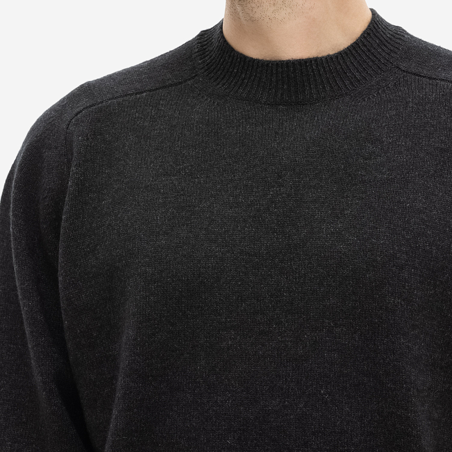 Свитер YLEVE LAMBS WOOL KN P/O BLACK - 5 фото Свитер YLEVE LAMBS WOOL KN P/O в интернет магазине Peakwww.peakstore.ru - 5 фото