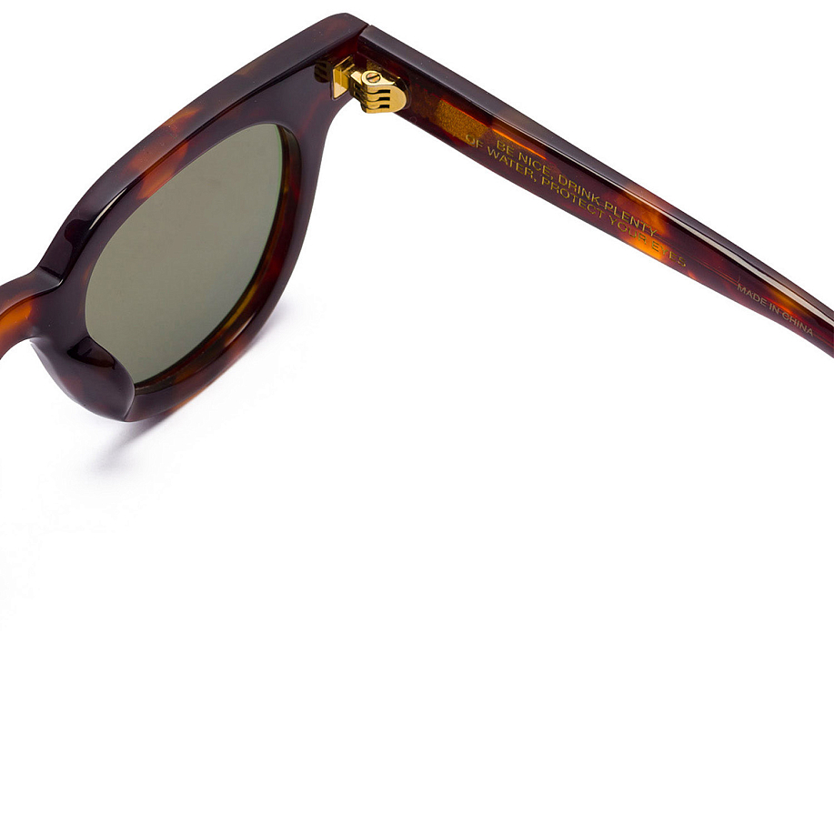 Очки SPORTY & RICH FRAME N.04 в интернет-магазине Peak Conceptwww.peakstore.ru - 5 фото