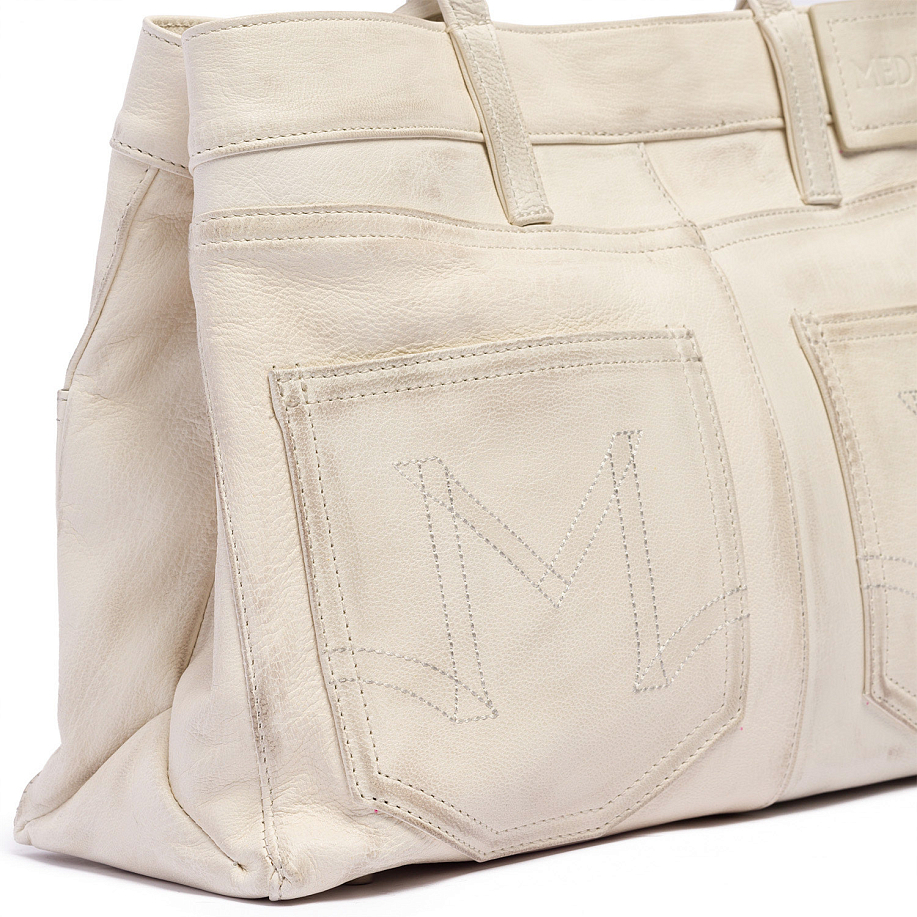 Сумка через плечо MEDEA NINA BAG White - 9 фото Сумка через плечо MEDEA NINA BAG в интернет магазине Peakwww.peakstore.ru - 9 фото