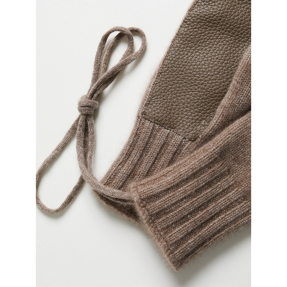Варежки AURALEE *BABY CASHMERE KNIT MITTENS в интернет-магазине Peak Conceptwww.peakstore.ru - 3 фото