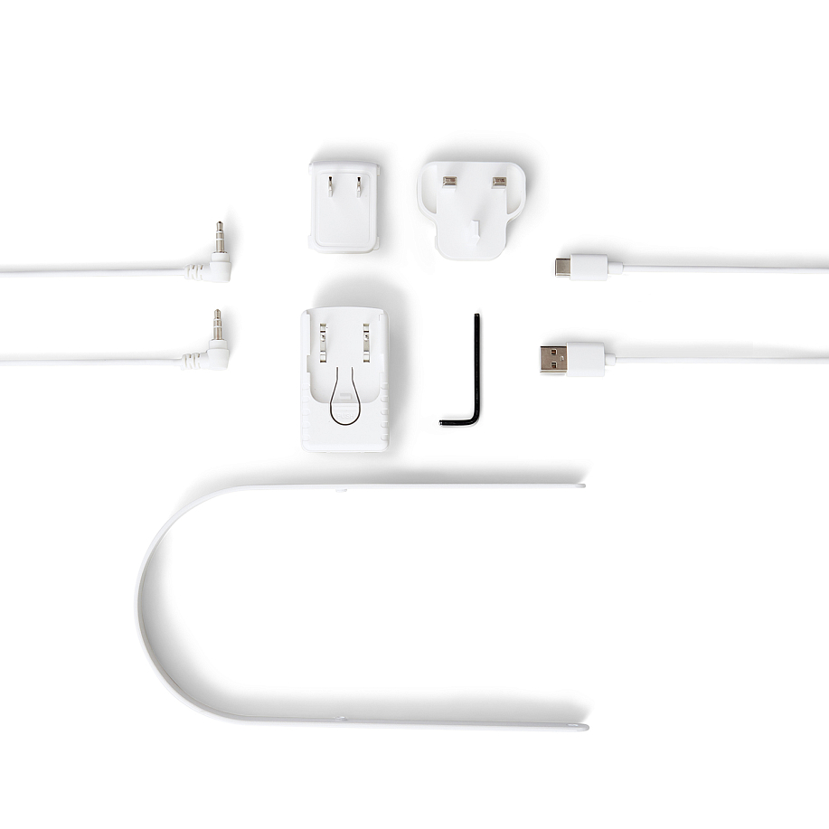 Портативная акустика TRANSPARENT LIGHT SPEAKER в интернет магазине Peakwww.peakstore.ru - 10 фото