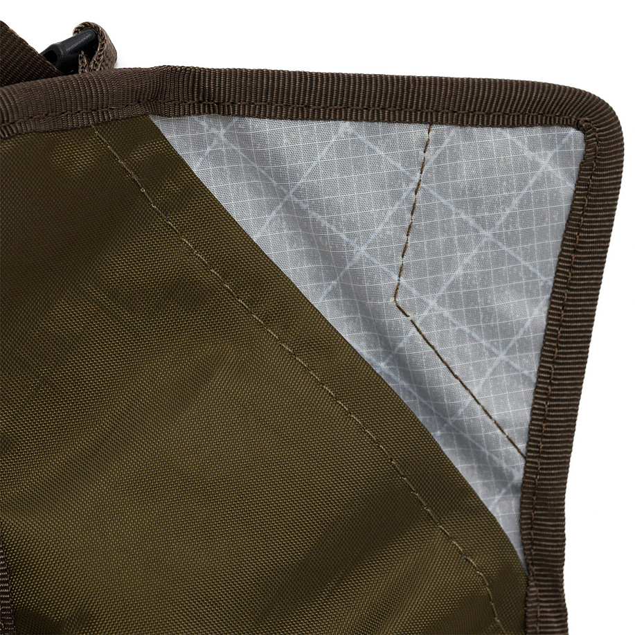 Сумка для аксессуаров POLIQUANT x MASTER-PIECE THE UTILITY POUCH PACKED - 5 фото Сумка для аксессуаров POLIQUANT x MASTER-PIECE THE UTILITY POUCH PACKED в интернет магазине Peakwww.peakstore.ru - 5 фото