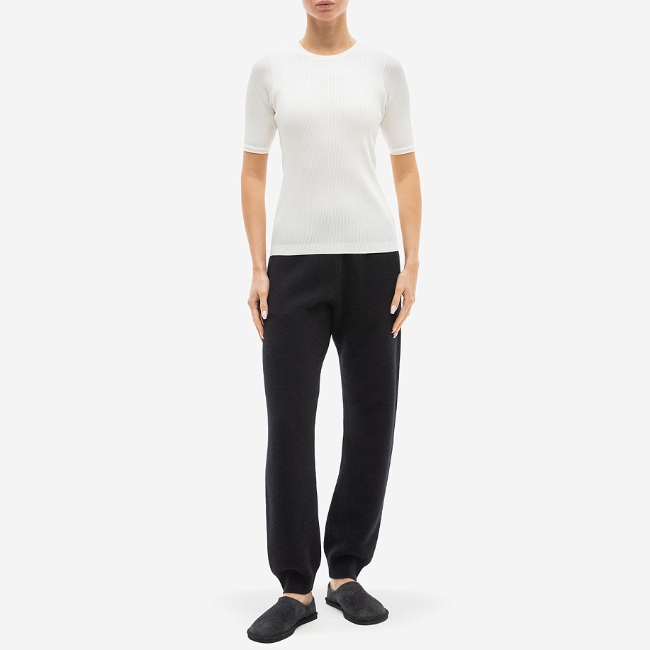 Футболка AURALEE GIZA HIGH GAUGE RIB KNIT TEE White - 4 фото Футболка AURALEE GIZA HIGH GAUGE RIB KNIT TEE в интернет магазине Peakwww.peakstore.ru - 4 фото