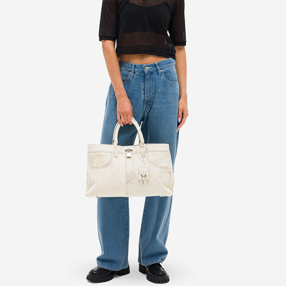 Сумка через плечо MEDEA NINA BAG LEATHER White - 2 фото Сумка через плечо MEDEA NINA BAG LEATHER в интернет магазине Peakwww.peakstore.ru - 2 фото