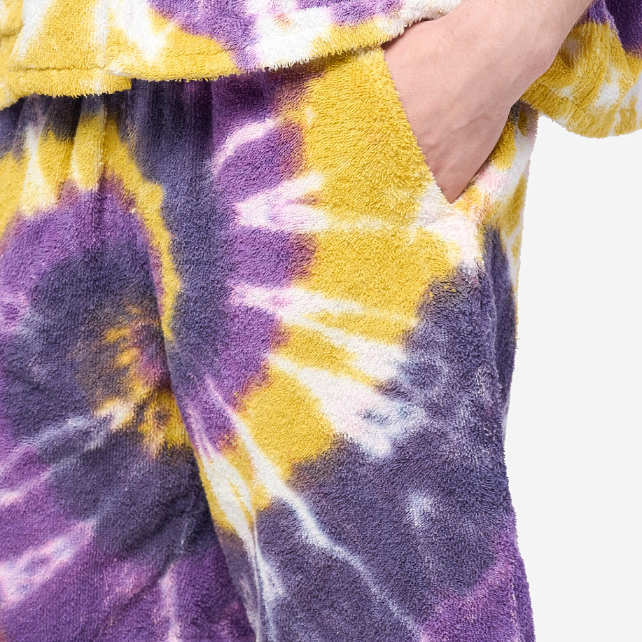 Шорты SOUTH2 WEST8 STRING EASY SHORT - COTTON PILE TIE DYE в интернет магазине Peakwww.peakstore.ru - 13 фото
