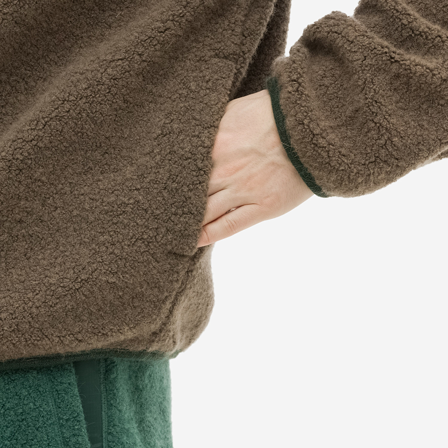Ветровка THISISNEVERTHAT GORETEX WINDSTOPPER WOOL FLEECE CREWNECK MUD - 7 фото Ветровка THISISNEVERTHAT GORETEX WINDSTOPPER WOOL FLEECE CREWNECK в интернет магазине Peakwww.peakstore.ru - 7 фото