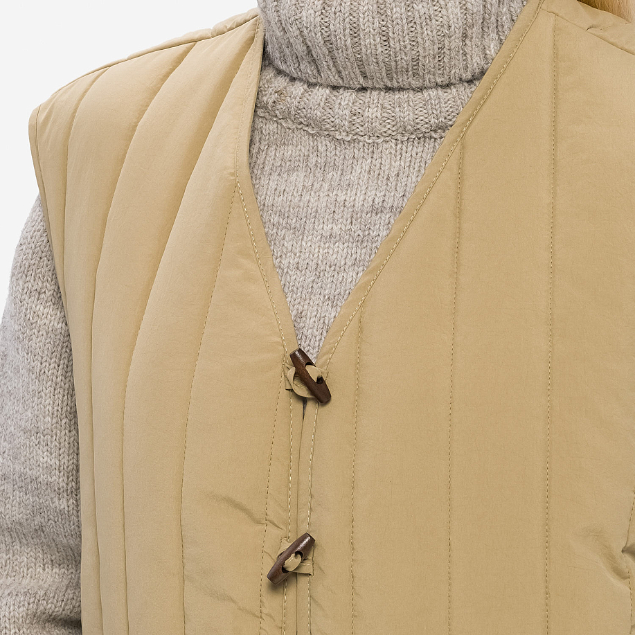 Жилет XENIA TELUNTS QUILTED GILET в интернет магазине Peakwww.peakstore.ru - 5 фото