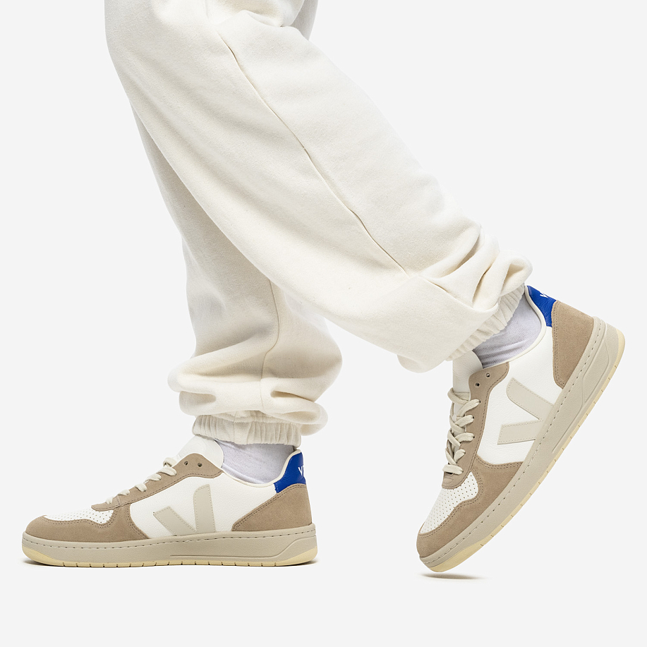 Низкие кеды VEJA V‐10 CHROMEFREE LEATHER - 5 фото Низкие кеды VEJA V‐10 CHROMEFREE LEATHER в интернет магазине Peakwww.peakstore.ru - 5 фото