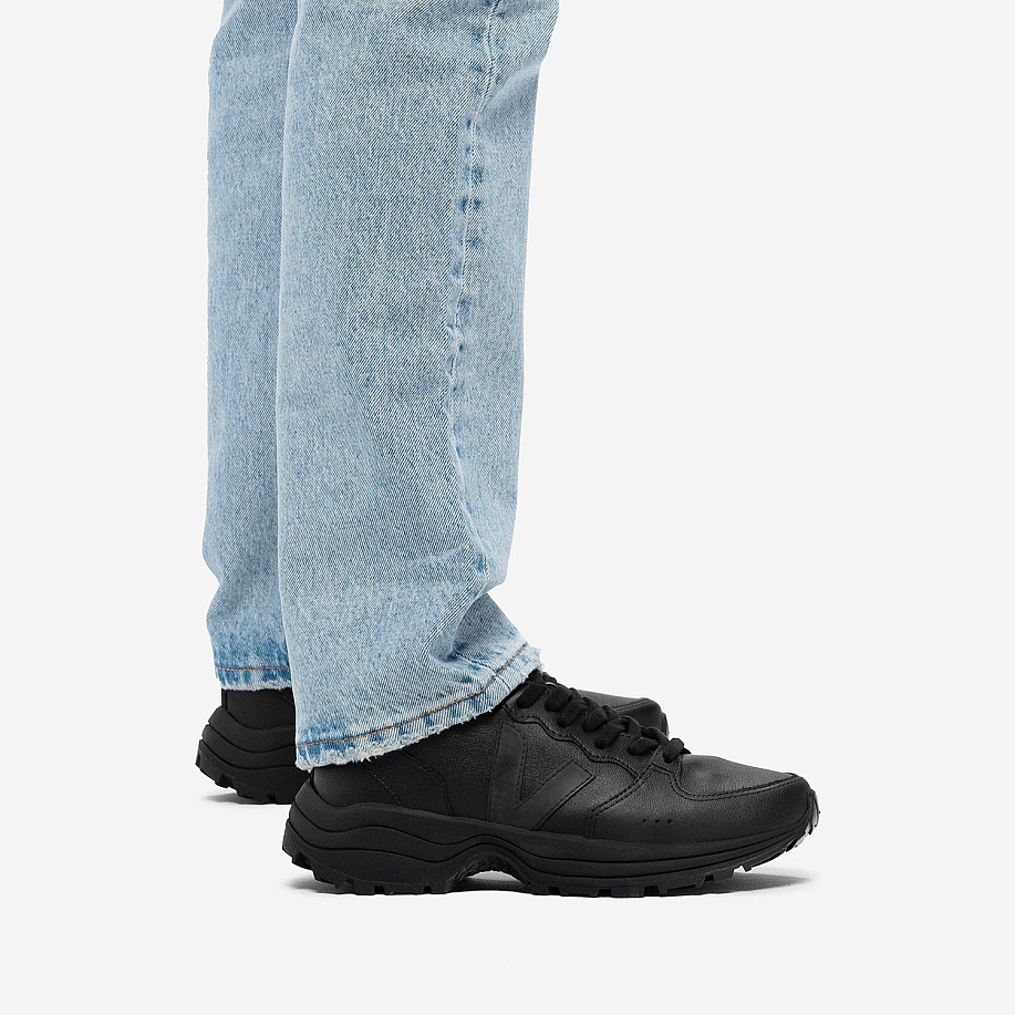 Кроссовки VEJA VENTURI CWL FULL BLACK - 2 фото Кроссовки VEJA VENTURI CWL в интернет магазине Peakwww.peakstore.ru - 2 фото