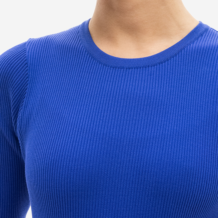 Футболка AURALEE GIZA HIGH GAUGE RIB KNIT TEE BLUE - 5 фото Футболка AURALEE GIZA HIGH GAUGE RIB KNIT TEE в интернет магазине Peakwww.peakstore.ru - 5 фото