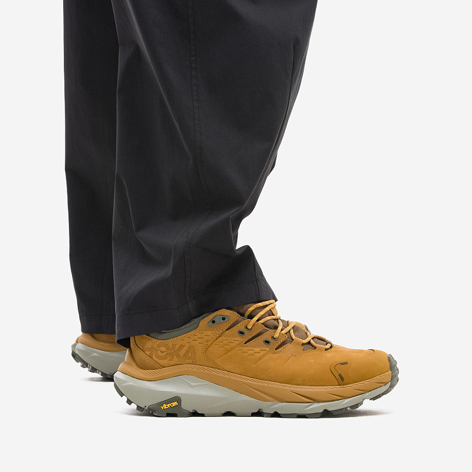 Кроссовки HOKA KAHA 2 LOW GTX HONEY / BARLEY - 2 фото Кроссовки HOKA KAHA 2 LOW GTX в интернет магазине Peakwww.peakstore.ru - 2 фото