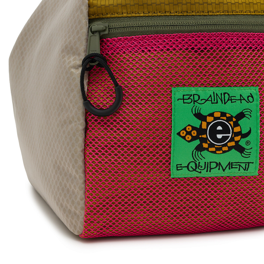 Сумка для аксессуаров BRAIN DEAD LARGE EQUIPMENT CHALK BAG в интернет магазине Peakwww.peakstore.ru - 15 фото