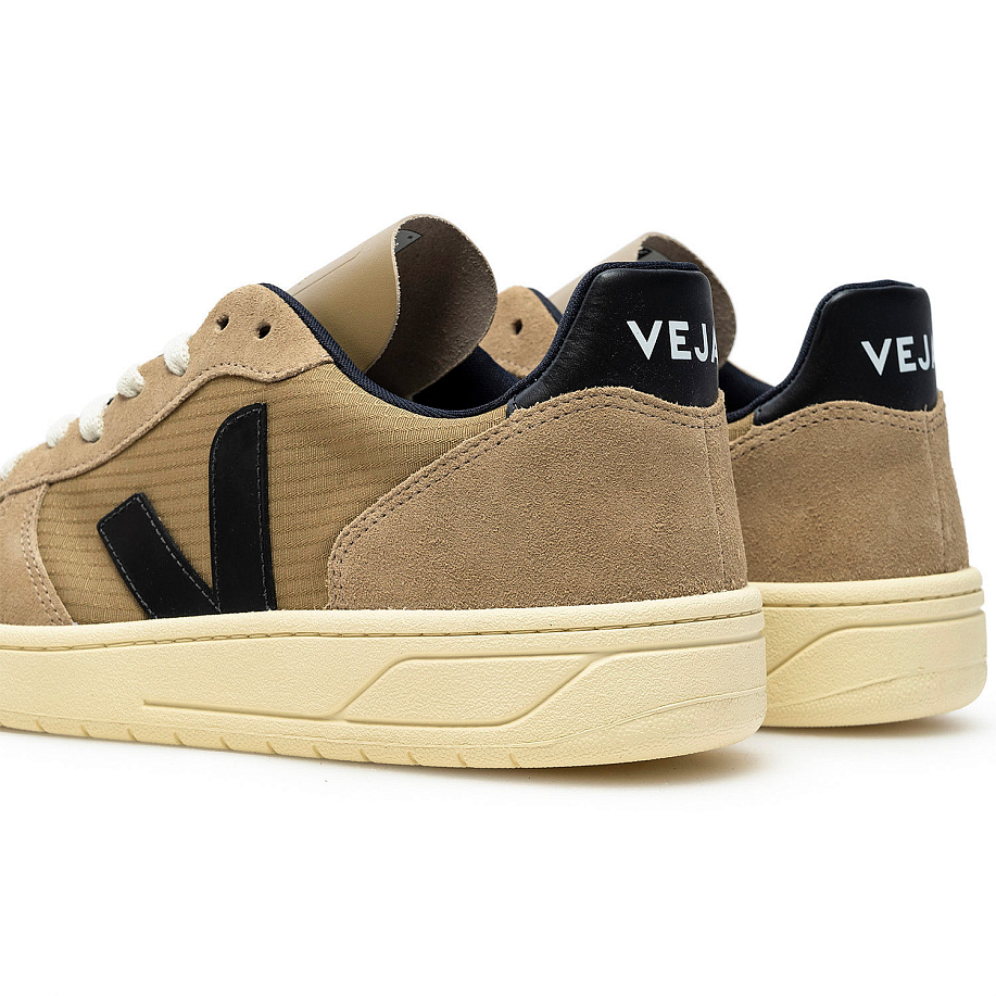Низкие кеды VEJA V‐10 RIPSTOP - 7 фото Низкие кеды VEJA V‐10 RIPSTOP в интернет магазине Peakwww.peakstore.ru - 7 фото