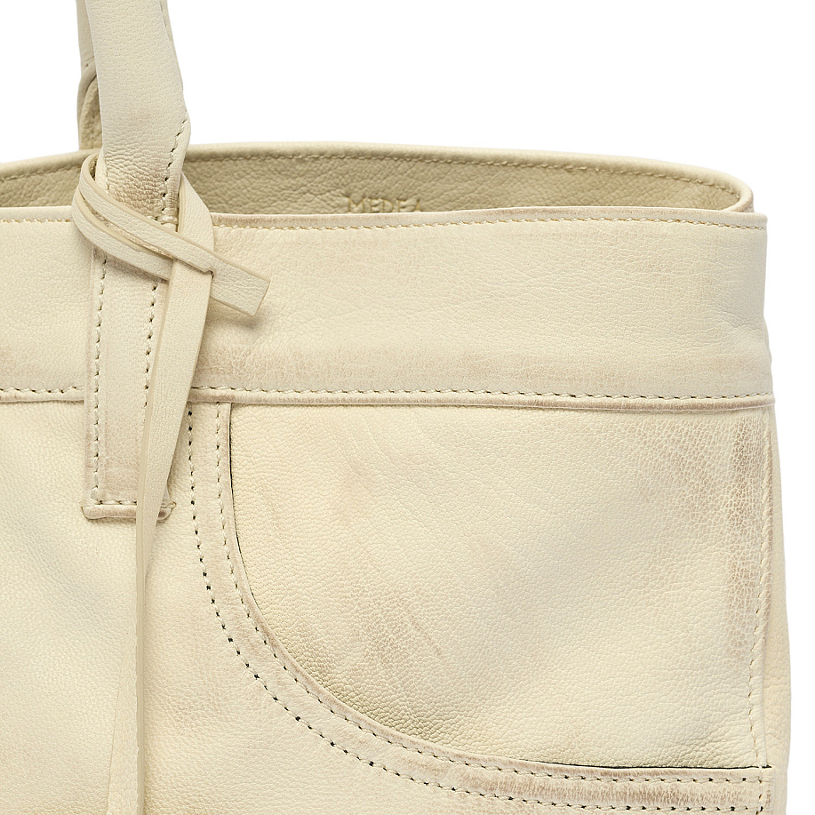 Сумка через плечо MEDEA NINA BAG LEATHER White - 8 фото Сумка через плечо MEDEA NINA BAG LEATHER в интернет магазине Peakwww.peakstore.ru - 8 фото