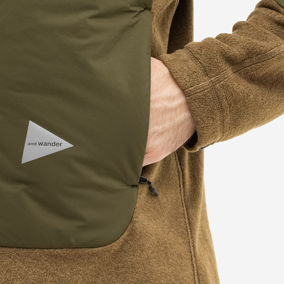 Куртка городская AND WANDER TOP FLEECE JACKET в интернет магазине Peakwww.peakstore.ru - 10 фото