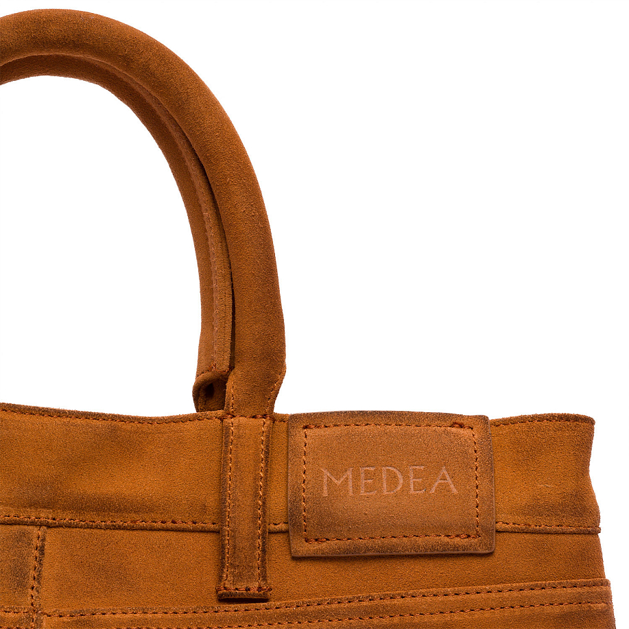 Сумка через плечо MEDEA NINA BAG - 13 фото Сумка через плечо MEDEA NINA BAG в интернет магазине Peakwww.peakstore.ru - 13 фото