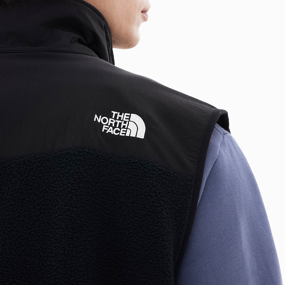 Жилет THE NORTH FACE M RETRO DENALI VEST в интернет-магазине Peak Conceptwww.peakstore.ru - 8 фото