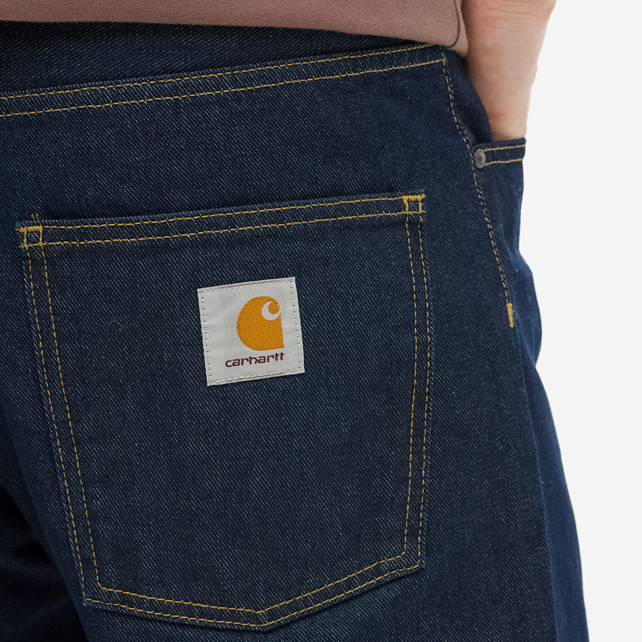 Джинсы CARHARTT WIP NEWEL PANT - 111 фото Джинсы CARHARTT WIP NEWEL PANT в интернет магазине Peakwww.peakstore.ru - 111 фото
