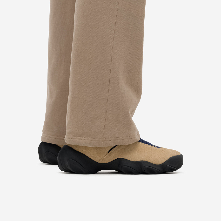 Кроссовки OAKLEY FACTORY TEAM HAIRY SUEDE FLESH в интернет магазине Peakwww.peakstore.ru - 40 фото