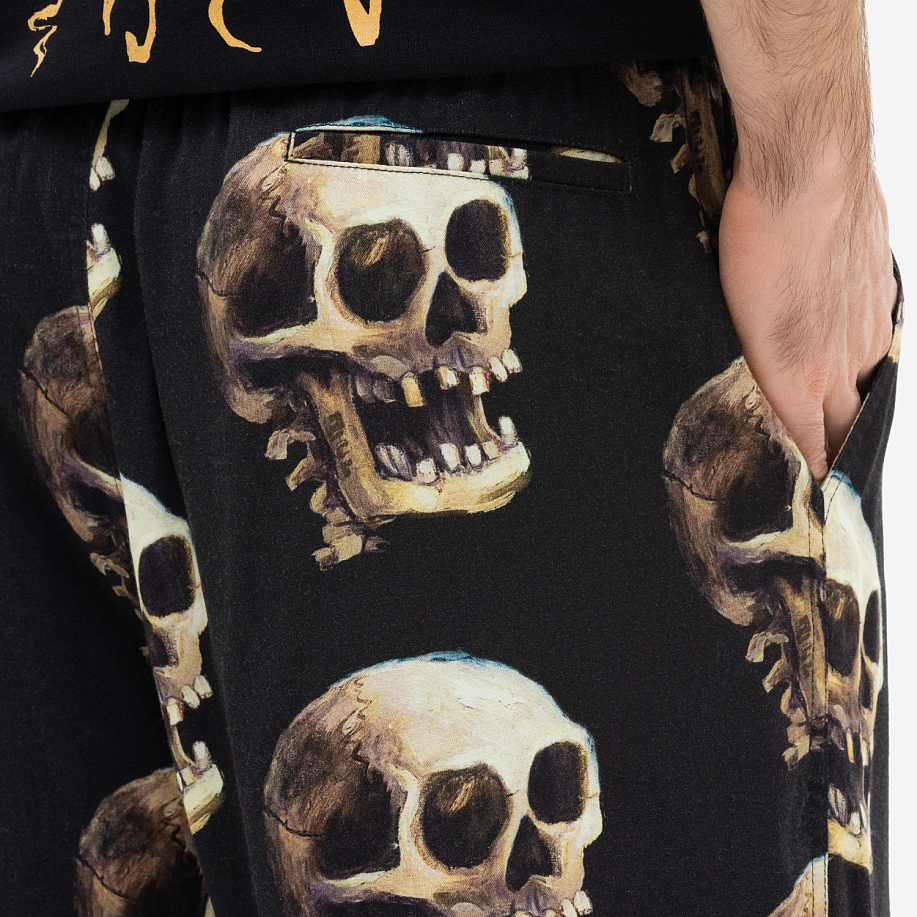 Шорты ENDLESS JOY SKULL SHORTS стильные в Peak Store - 9 фото Шорты ENDLESS JOY SKULL SHORTS в интернет магазине Peakwww.peakstore.ru - 9 фото