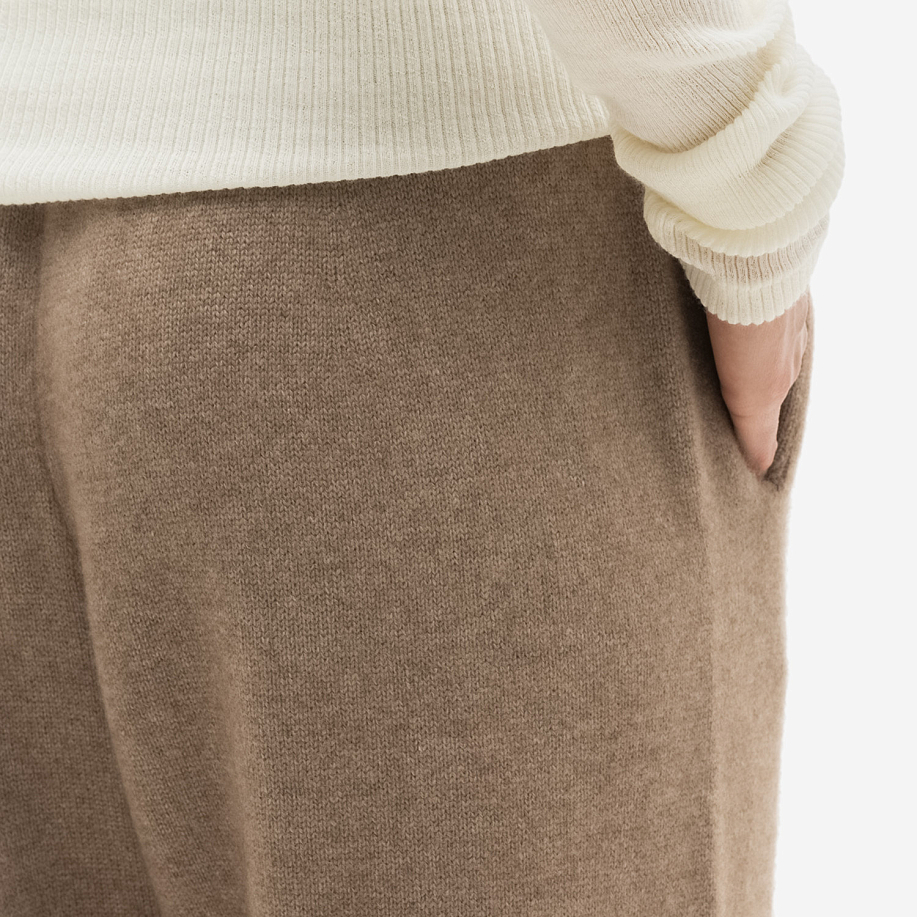 Брюки AURALEE BABY CASHMERE KNIT PANTS в интернет магазине Peakwww.peakstore.ru - 6 фото