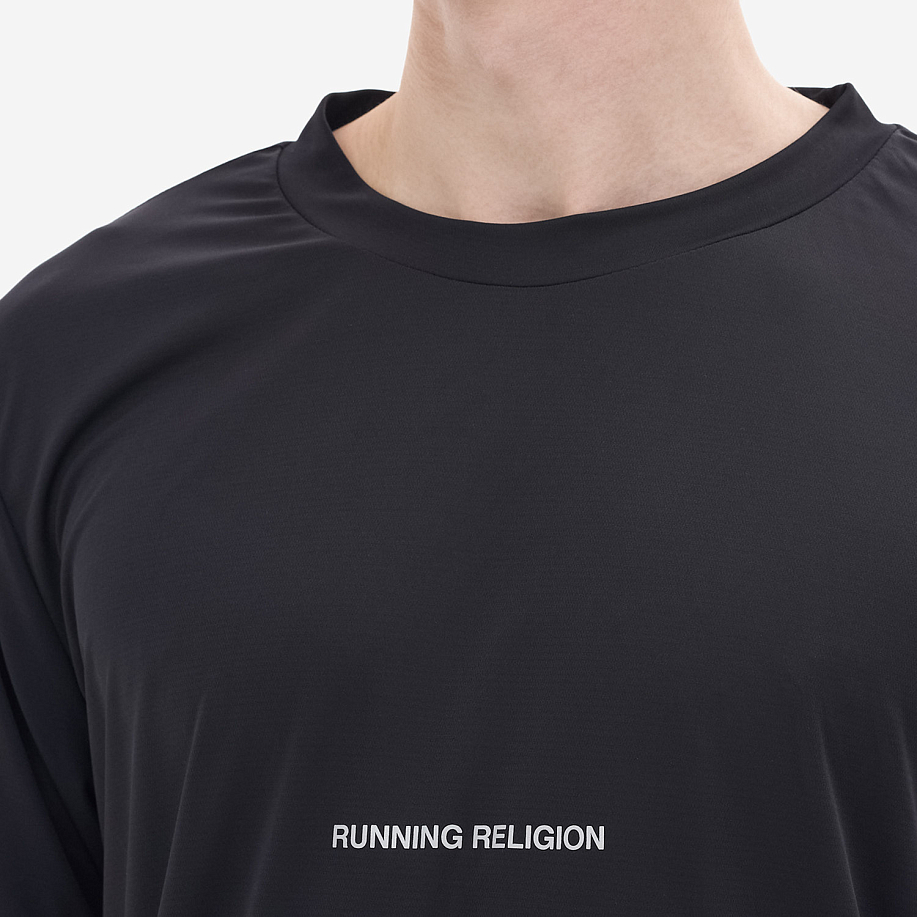 Футболка RUNNING RELIGION LINE LOGO TEE в интернет магазине Peakwww.peakstore.ru - 7 фото