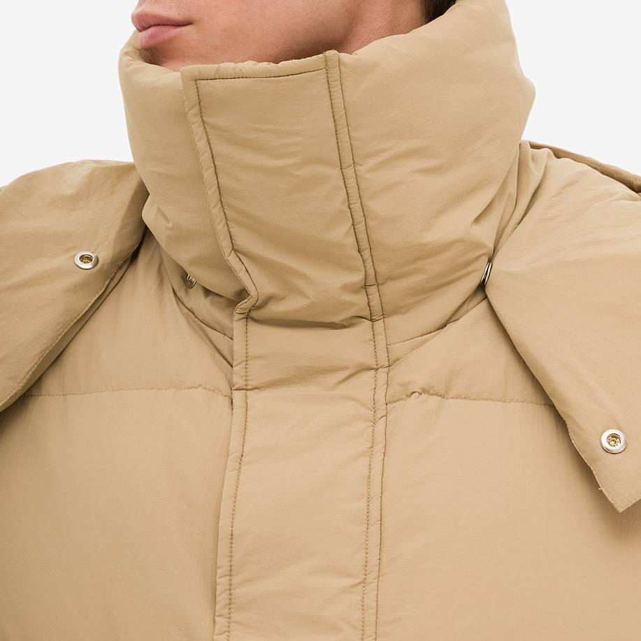 Пальто пуховое ETUDES ILE NYLON SAND в интернет магазине Peakwww.peakstore.ru - 10 фото
