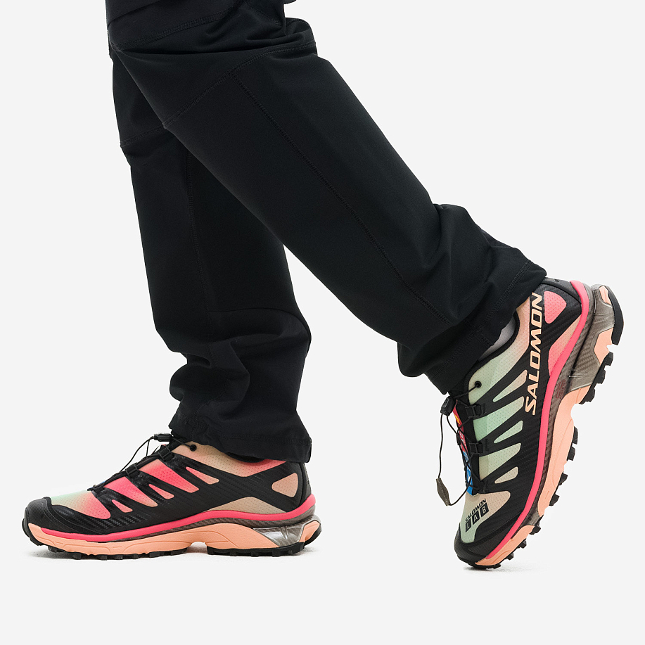 Кроссовки SALOMON XT-4 OG AURORA BOREALIS BLACK/PRAISE SUNSET/SUGAR CORAL - 3 фото Кроссовки SALOMON XT-4 OG AURORA BOREALIS в интернет магазине Peakwww.peakstore.ru - 3 фото