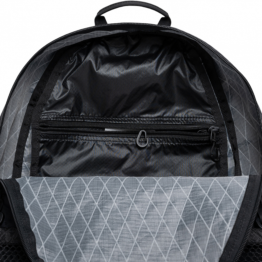 Рюкзак AND WANDER X-PAC 20L DAYPACK - 5 фото Рюкзак AND WANDER X-PAC 20L DAYPACK в интернет магазине Peakwww.peakstore.ru - 5 фото