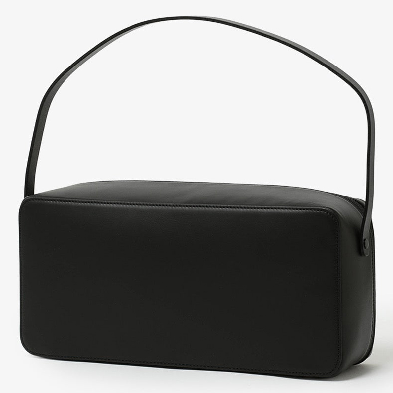 Сумка через плечо AURALEE LEATHER SQUARE BAG MADE BY AETA в интернет-магазине Peak Conceptwww.peakstore.ru - 3 фото