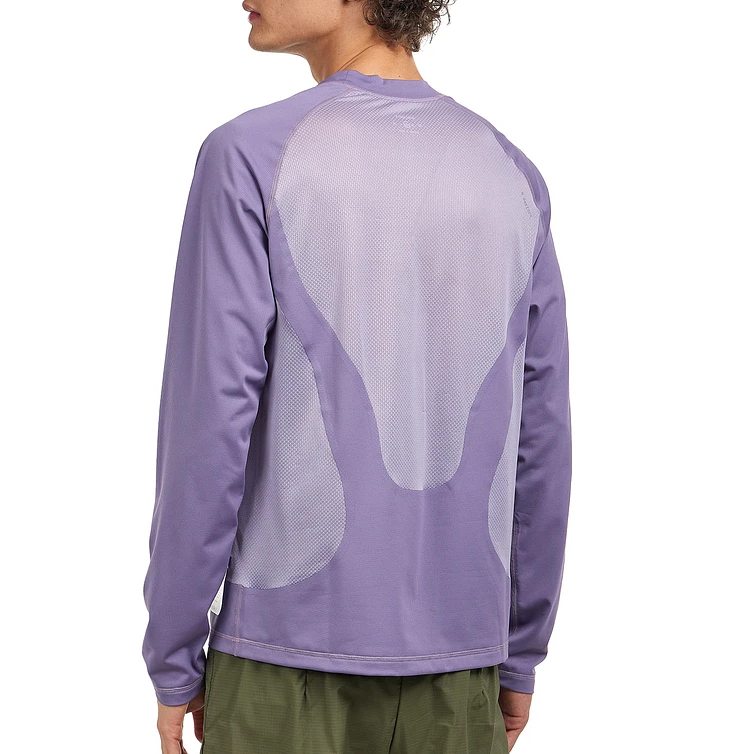 Лонгслив SATISFY AURALITE TECH LONG TEE в интернет-магазине Peak Conceptwww.peakstore.ru - 3 фото