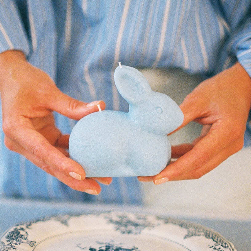 Свеча NOTEM RABBIT SKY BLUE - 5 фото Свеча NOTEM RABBIT в интернет магазине Peakwww.peakstore.ru - 5 фото